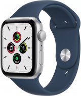 Apple Watch SE 2021, 44 мм, корпус из алюминия серебристого цвета спортивный ремешок цвета «синий омут» (MKQ43)